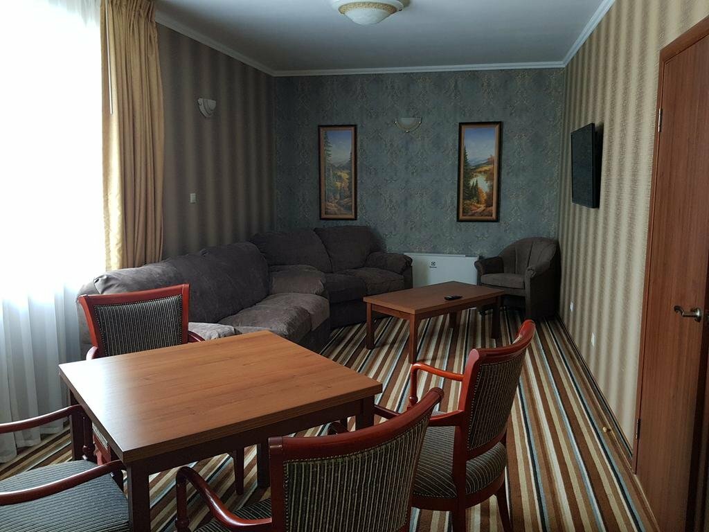 Гостиница Земляничные Холмы Южно-Сахалинск-112