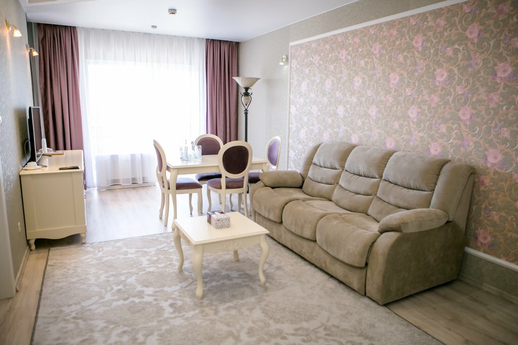 Гостиница Земляничные Холмы Южно-Сахалинск-37