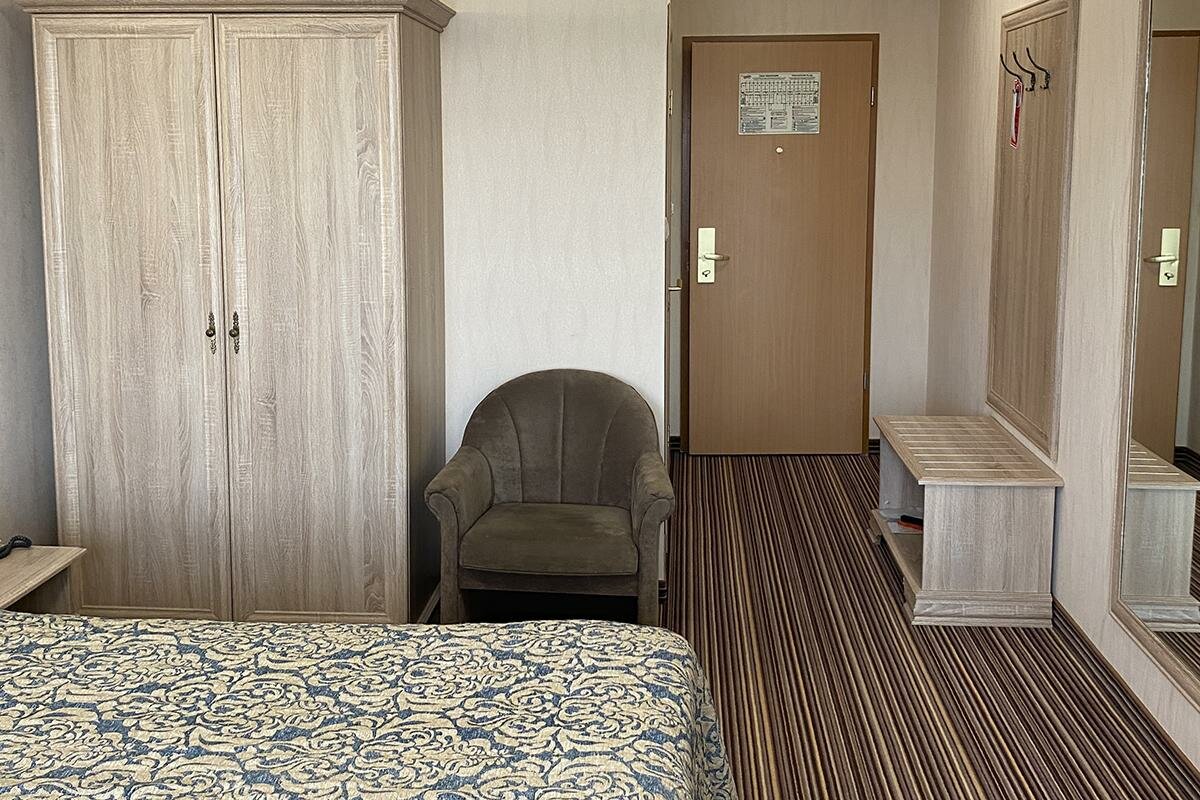 Гостиница Земляничные Холмы Южно-Сахалинск-45