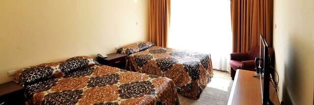 Гостиница Земляничные Холмы Южно-Сахалинск-104