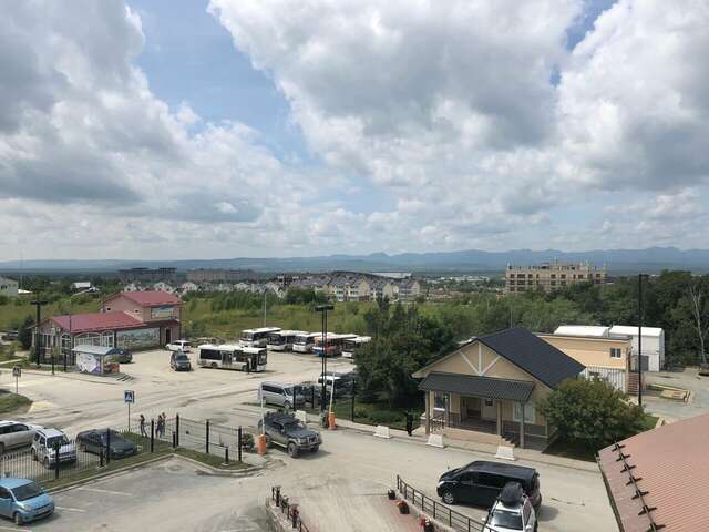 Гостиница Земляничные Холмы Южно-Сахалинск-176