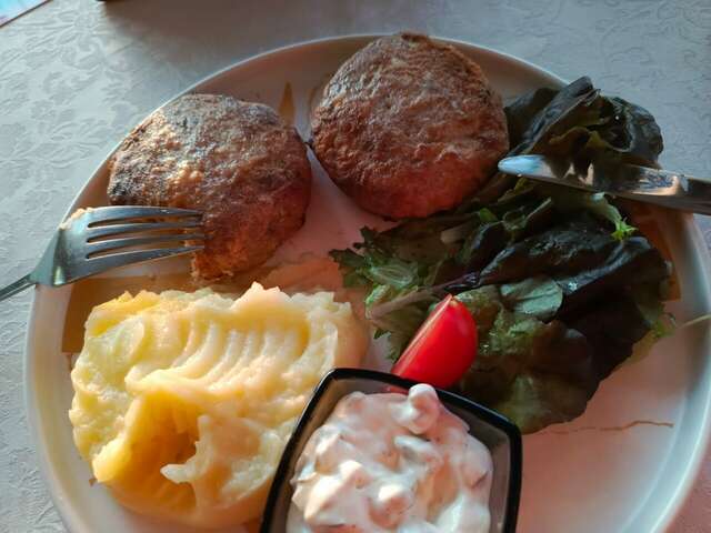 Гостиница Земляничные Холмы Южно-Сахалинск-172