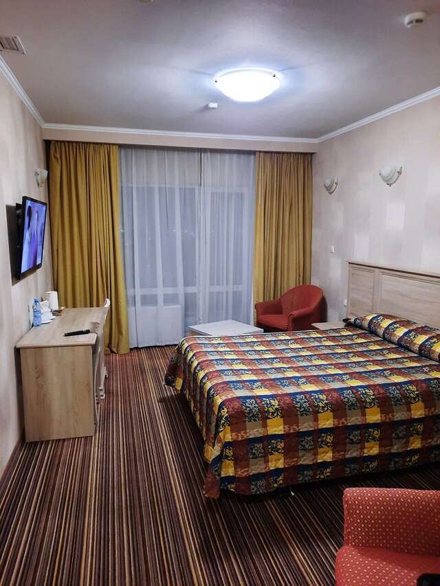 Гостиница Земляничные Холмы Южно-Сахалинск-194