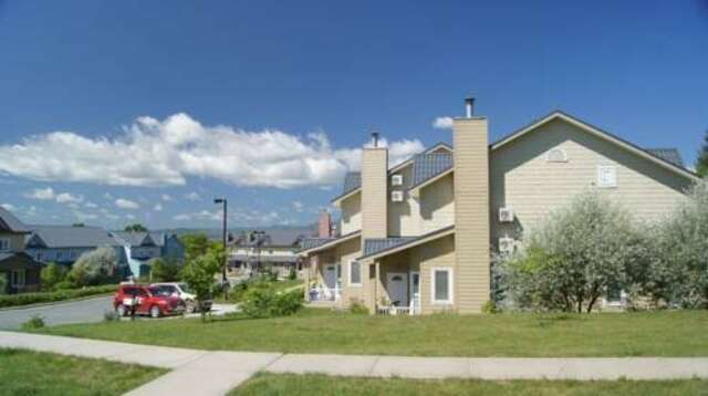 Гостиница Земляничные Холмы Южно-Сахалинск-32